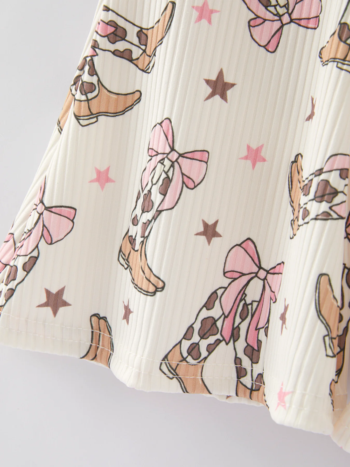 Boots Print Girls Outfit Set - Image 4