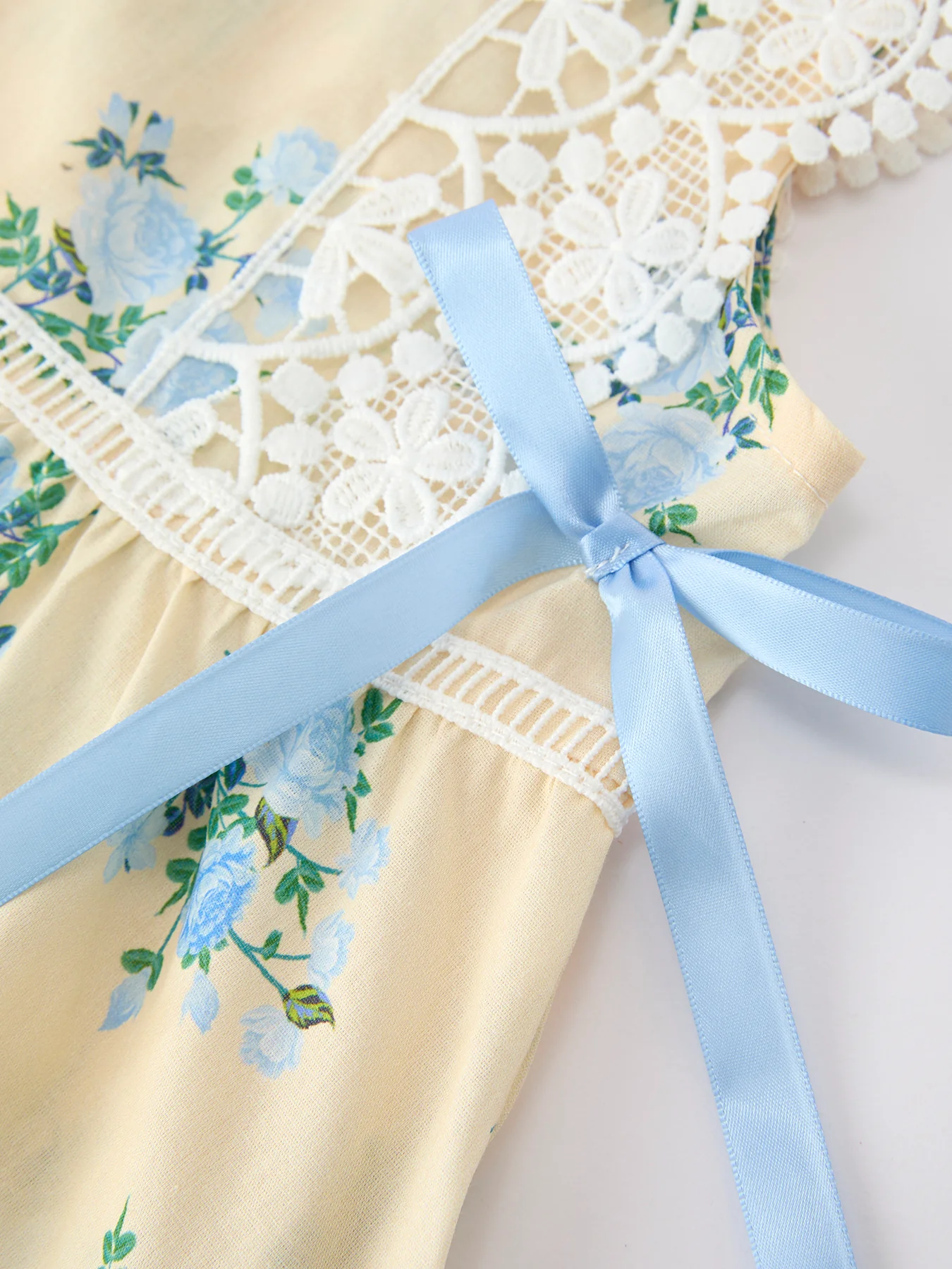 Lace-trimmed Bow Girls' Dress-Pink/Blue - Image 10