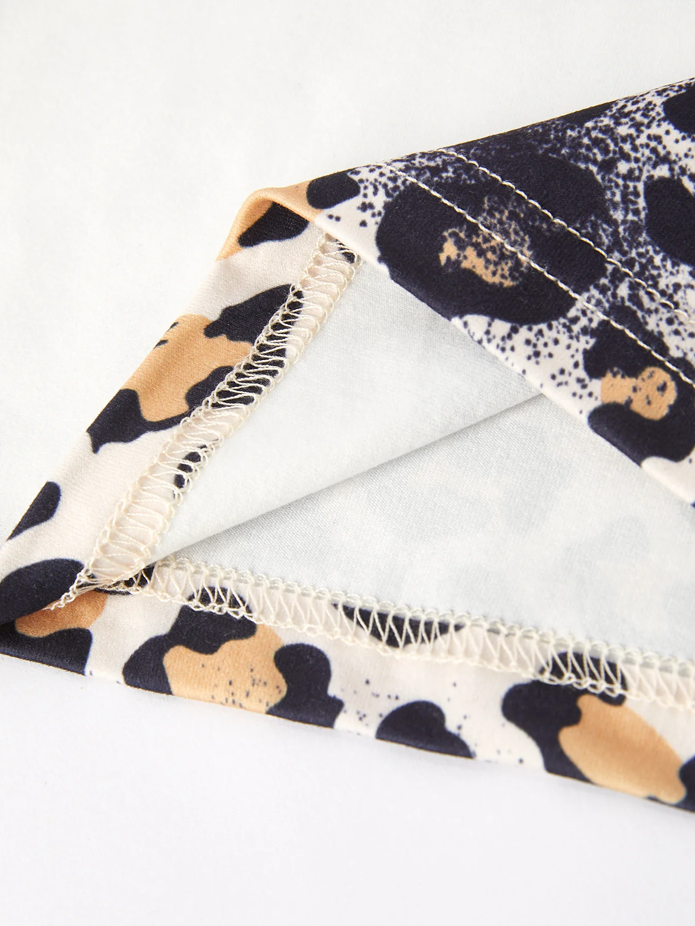 Four piece Baby Girl Leopard Letter Bleached Short Sleeve T-shirt Top Set - Image 21