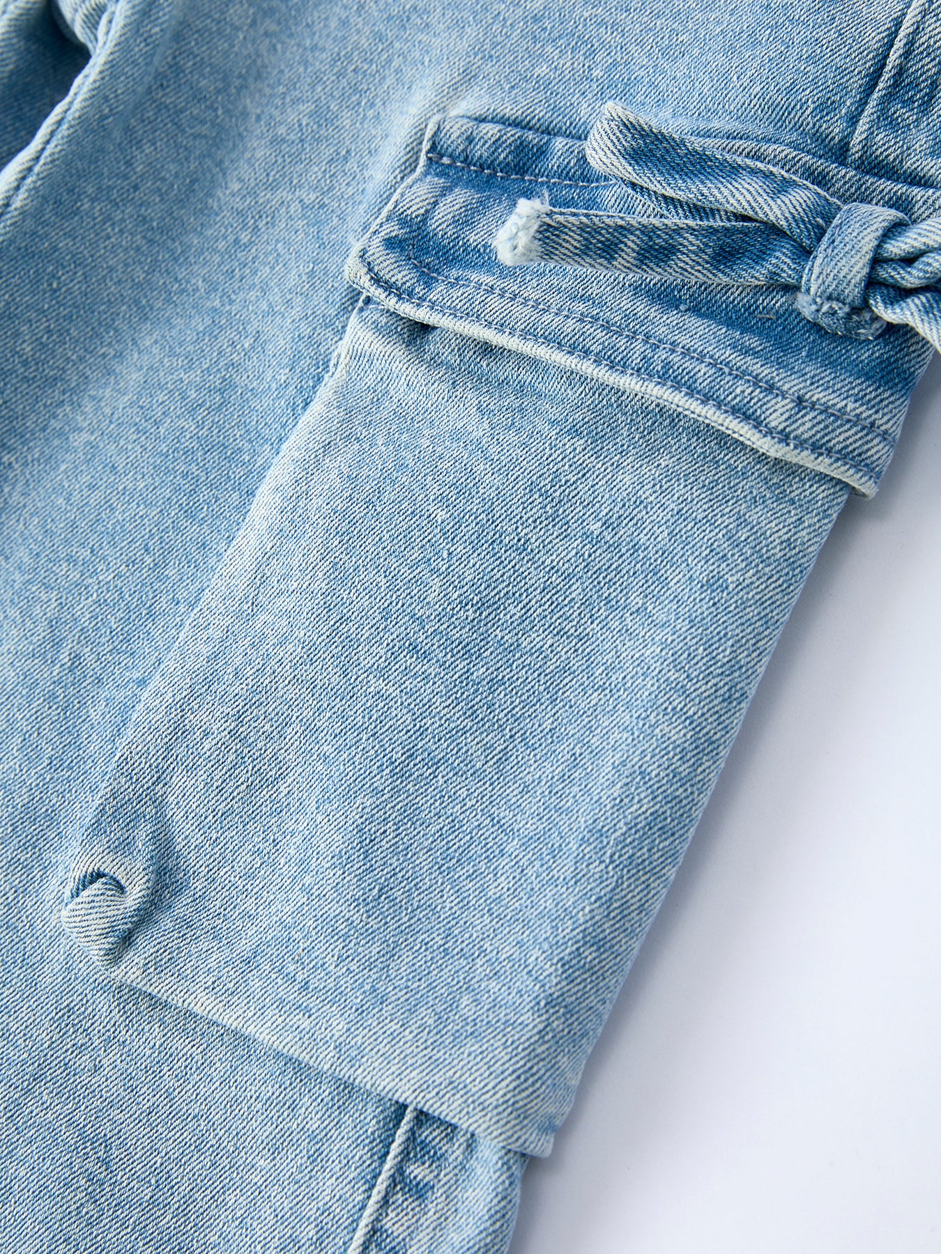 Wide-Leg Denim Pants With Pockets - Image 4
