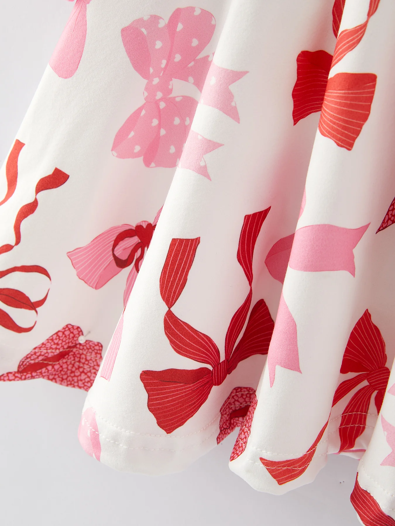 Spring and Summer Girls' Pink Bow Print Dress - Image 4