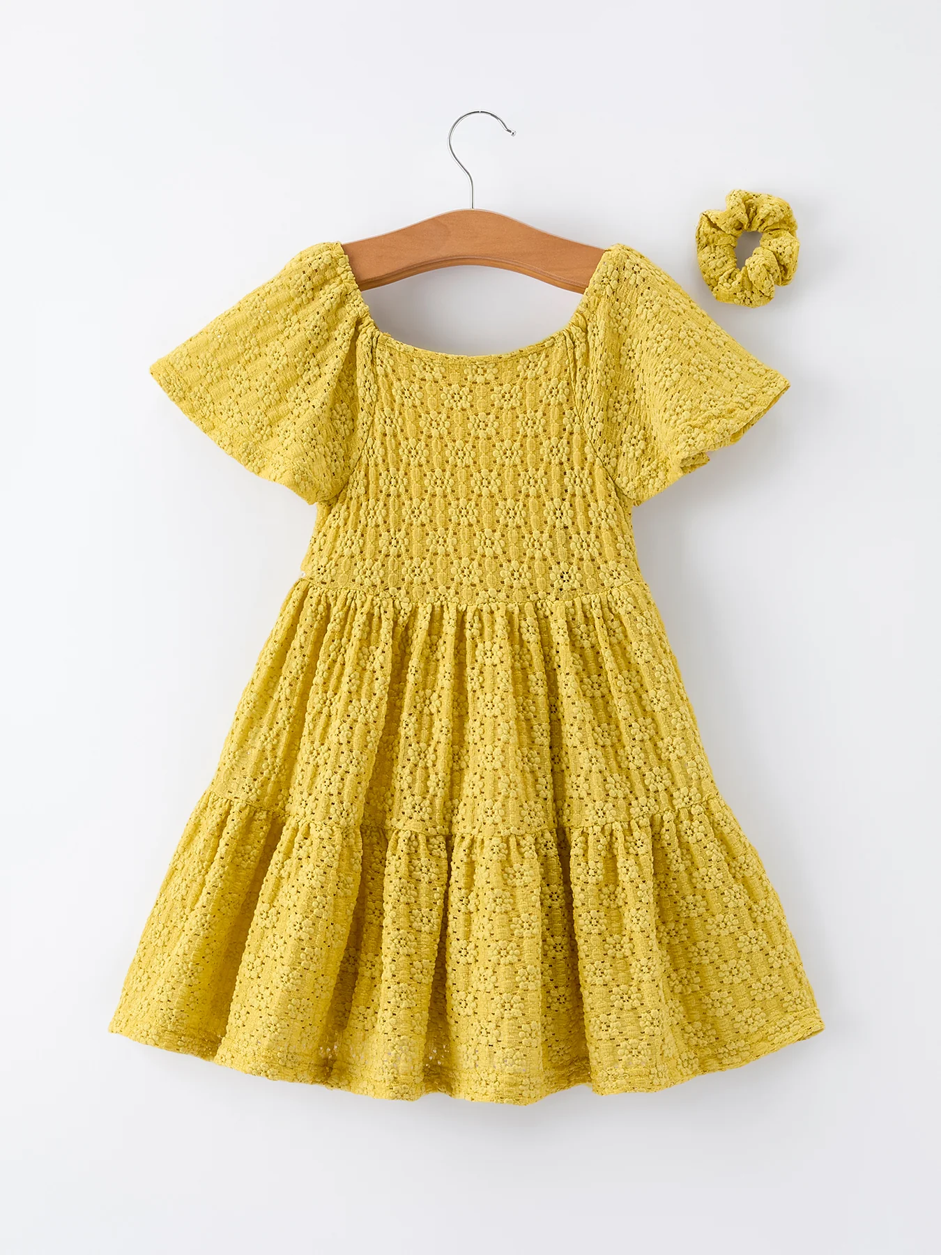Spring Solid Girls Lace Tiered Dress With Scrunchie - Image 2