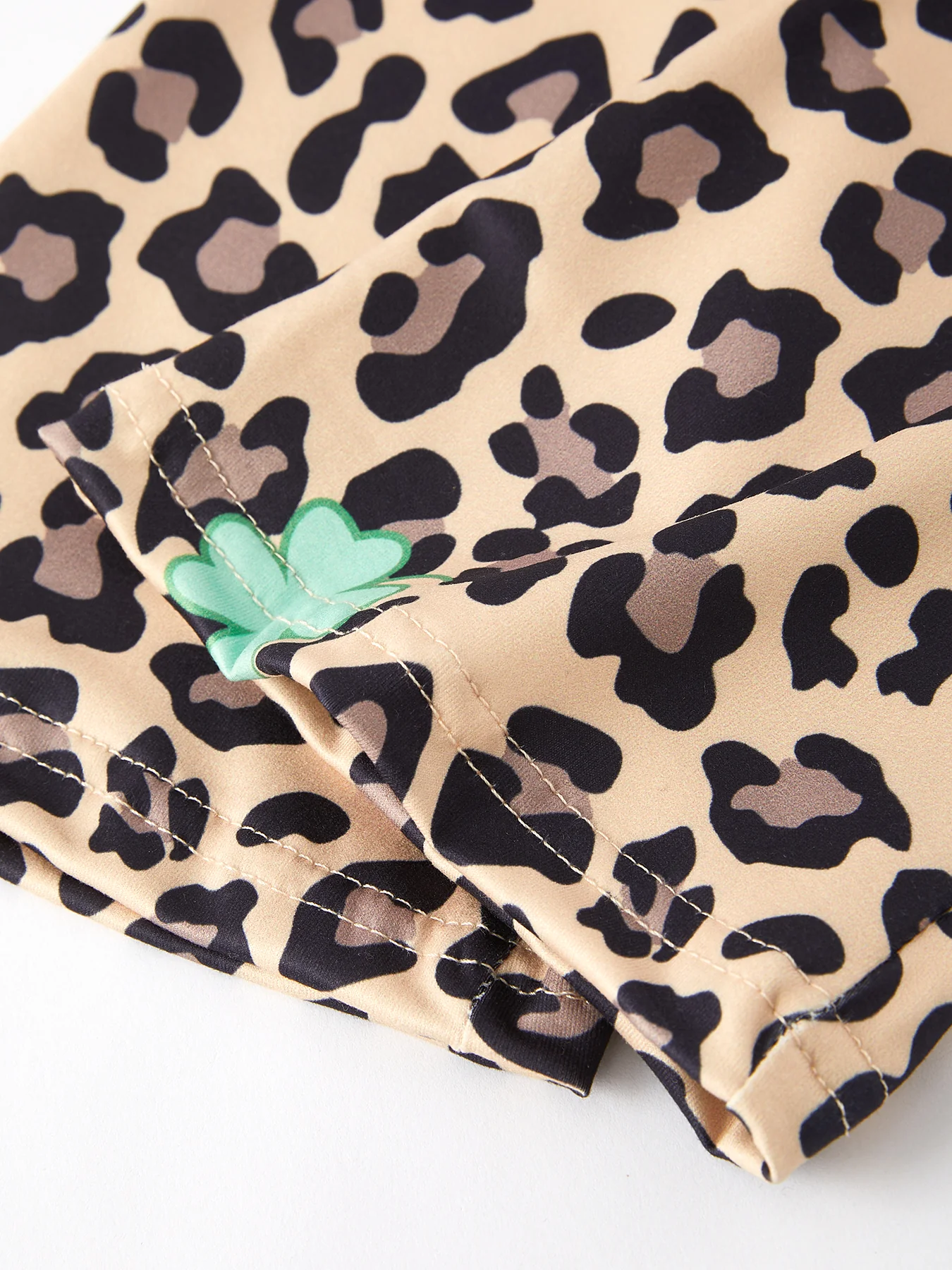 St. Patrick's Day Shamrock Leopard Letter Print Girls Outfit Set - Image 5