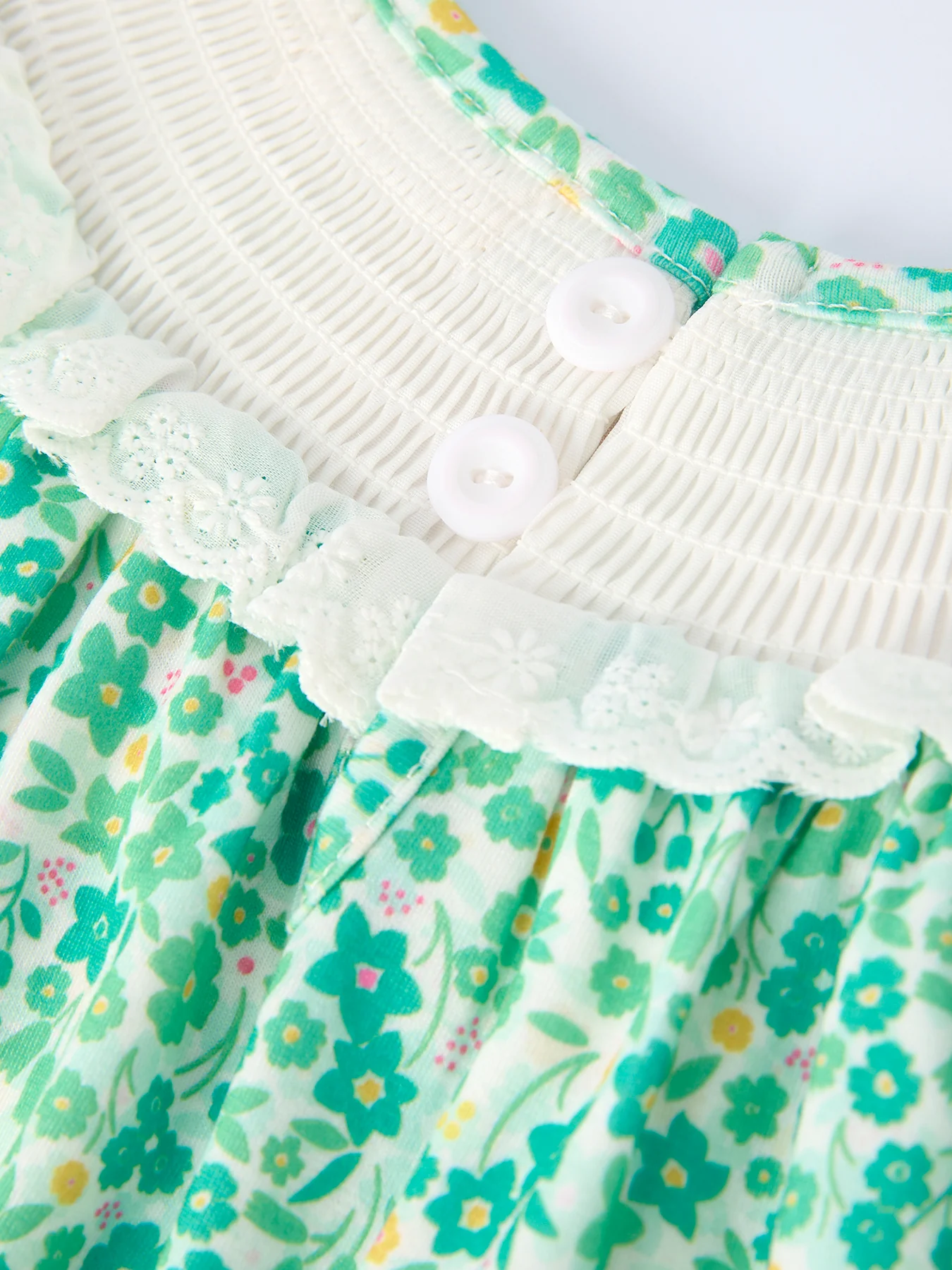 Girls St. Patrick’s Day Shamrock Bow Smocked Dress - Image 5
